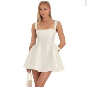 Lucy in the Sky - Foxie Fit and Flare Dress in Ivory